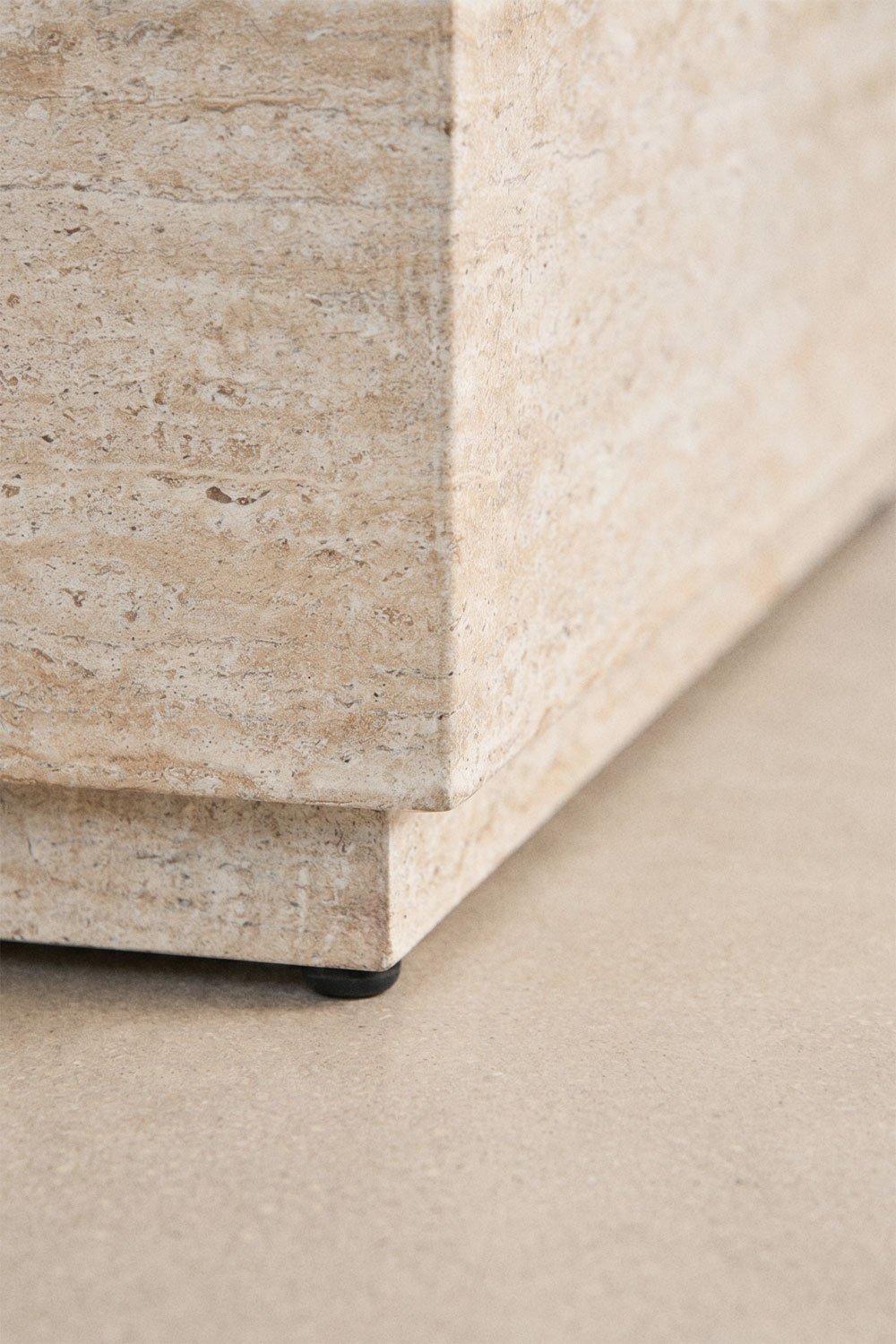 Square 80x80 cm garden coffee table in travertine look cement Imala, gallery image 2