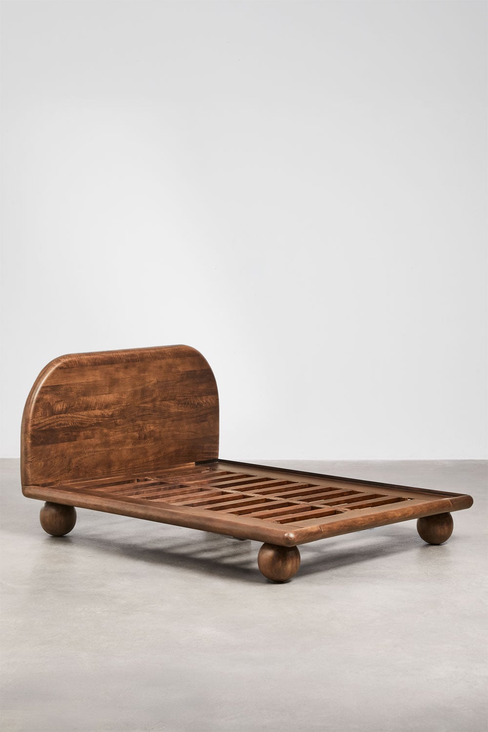 Bicheno mango wood bed, gallery image 3