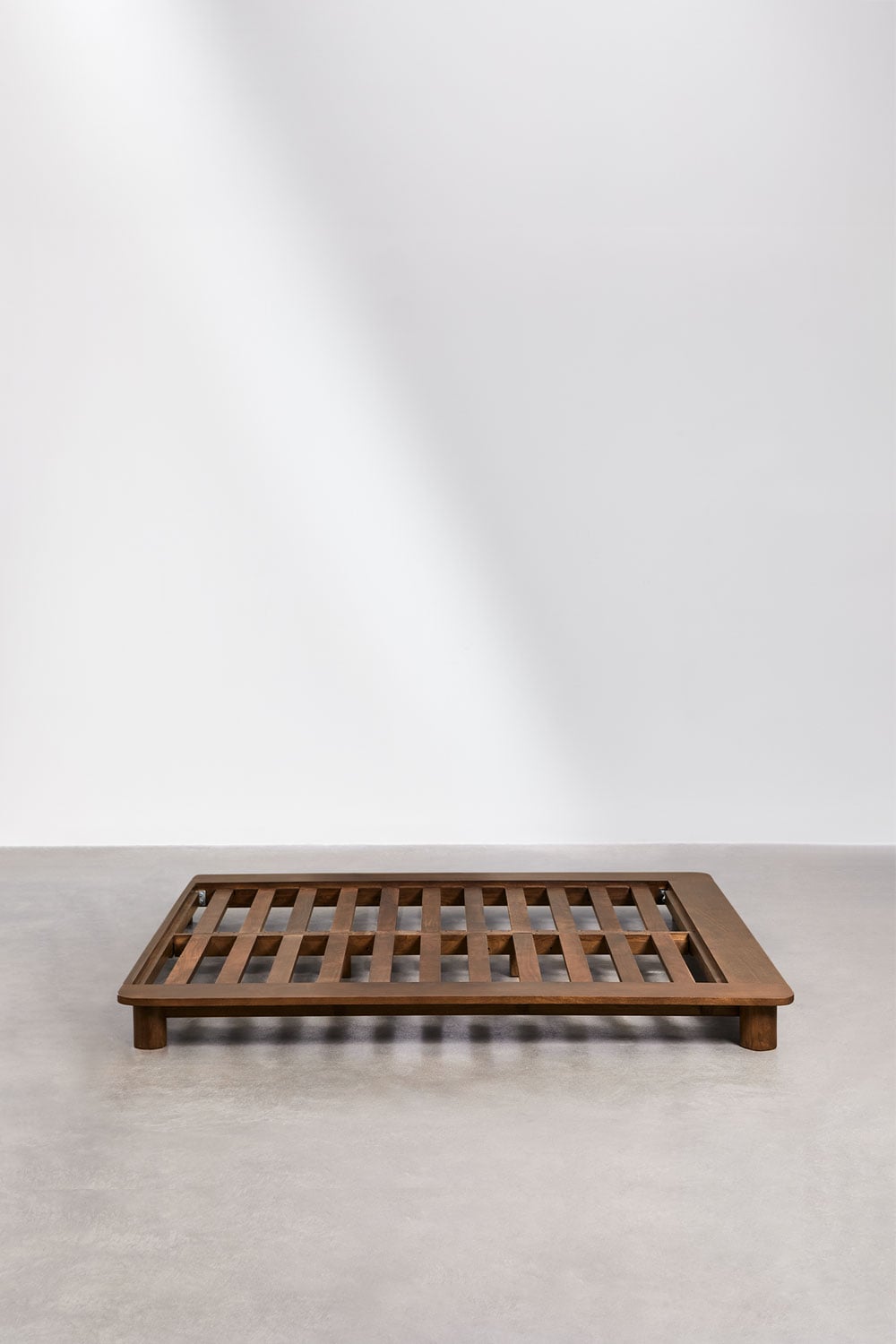 Mariselina mango wood bed, gallery image 4