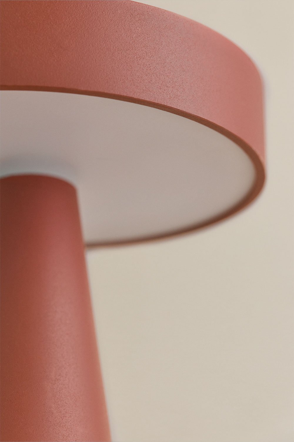 Wireless LED iron table lamp Catinca, gallery image 4
