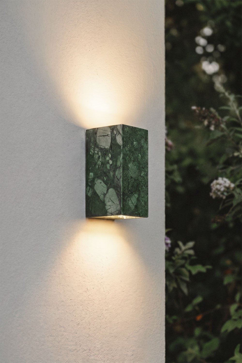 Manziana LED outdoor wall light, gallery image 1