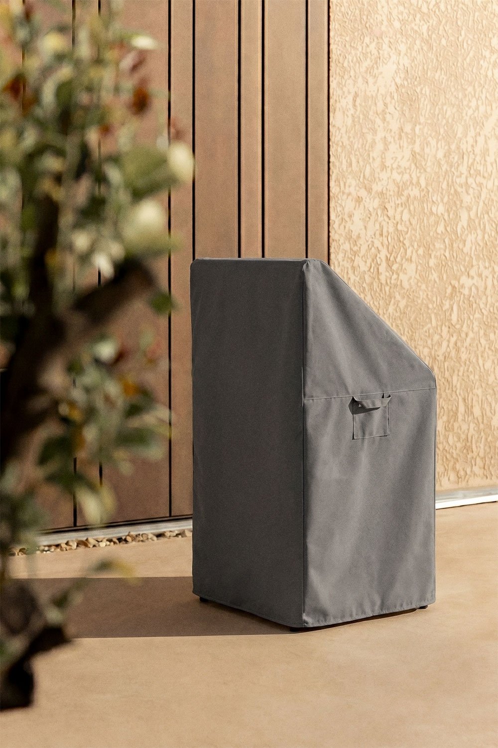 Otley 68x68 cm protective cover for garden chairs, gallery image 1