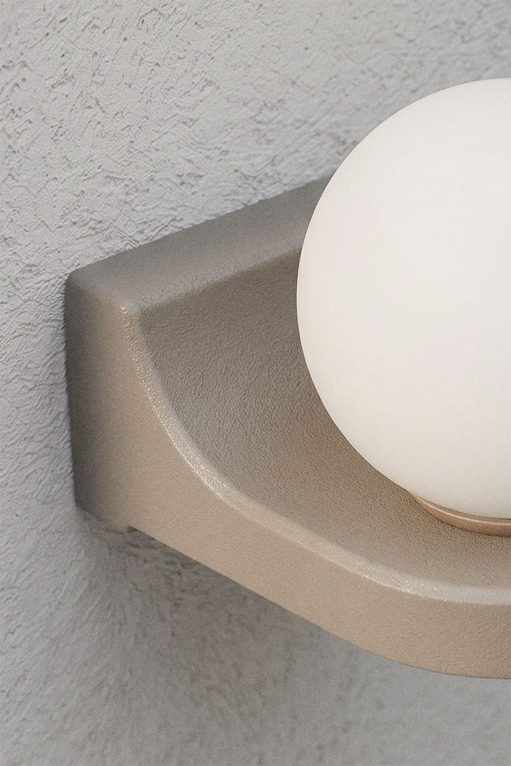 Lanham aluminum outdoor wall light, gallery image 2