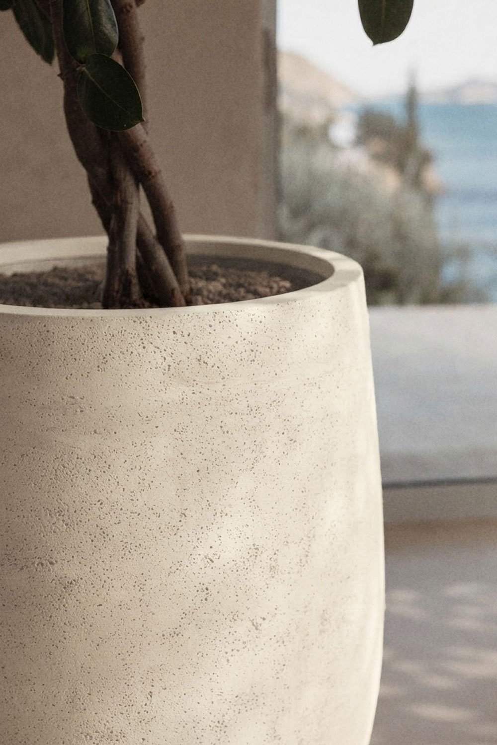 Grover cement planter, gallery image 2