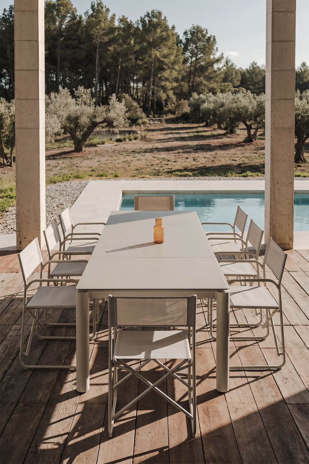 Sylvara extendable rectangular garden table in ceramic glass, gallery image 2