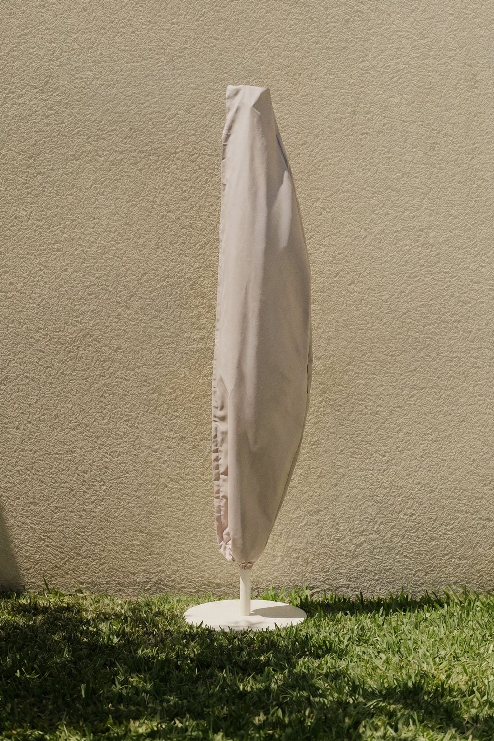 Otley umbrella protective cover, gallery image 1