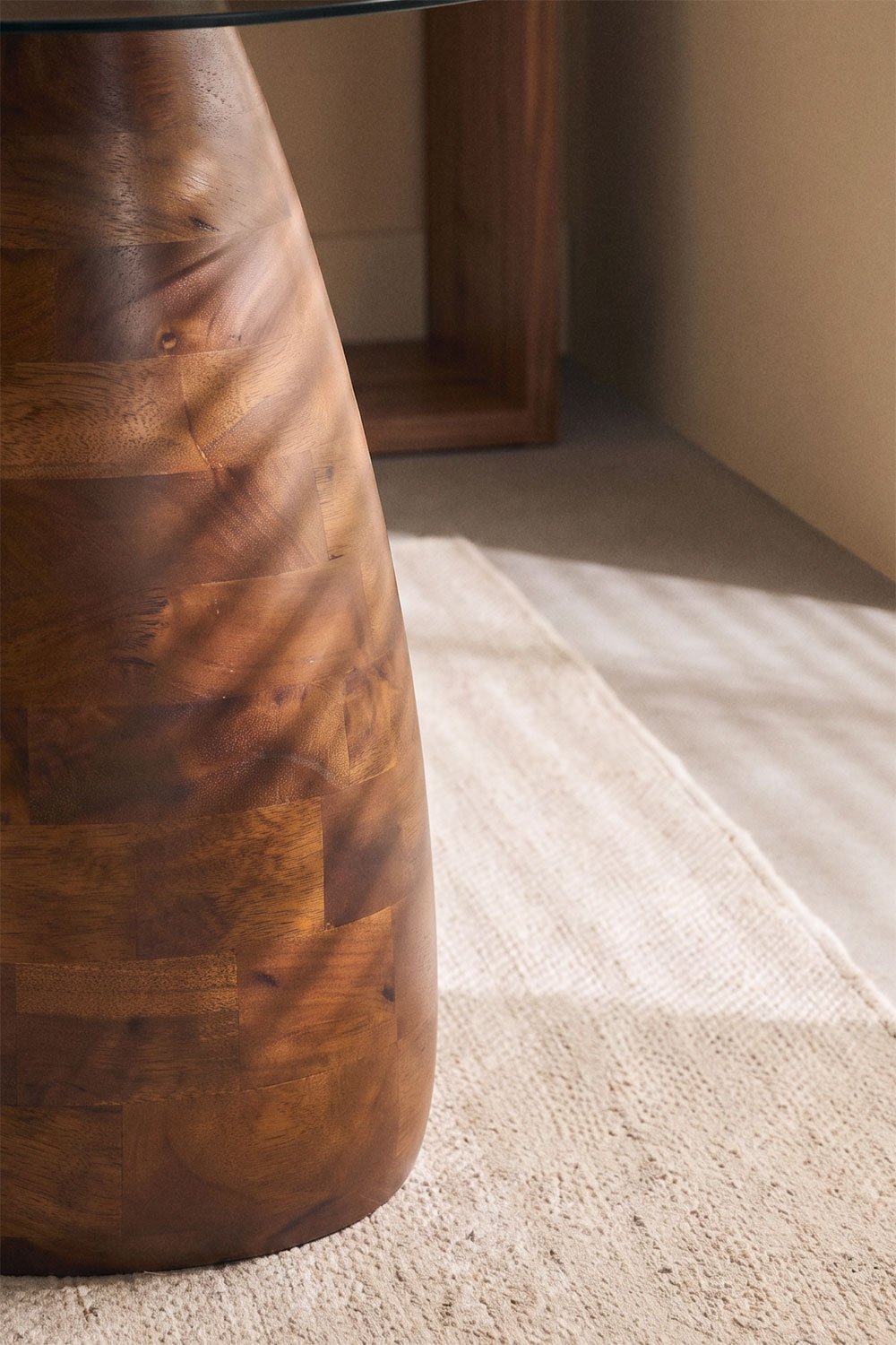 Round side table Ø50 cm in tempered glass Mariana, gallery image 2