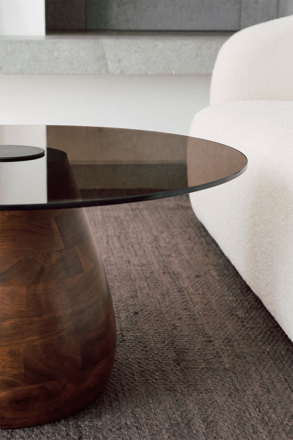 Mariana round coffee table Ø80 cm in tempered glass, gallery image 2