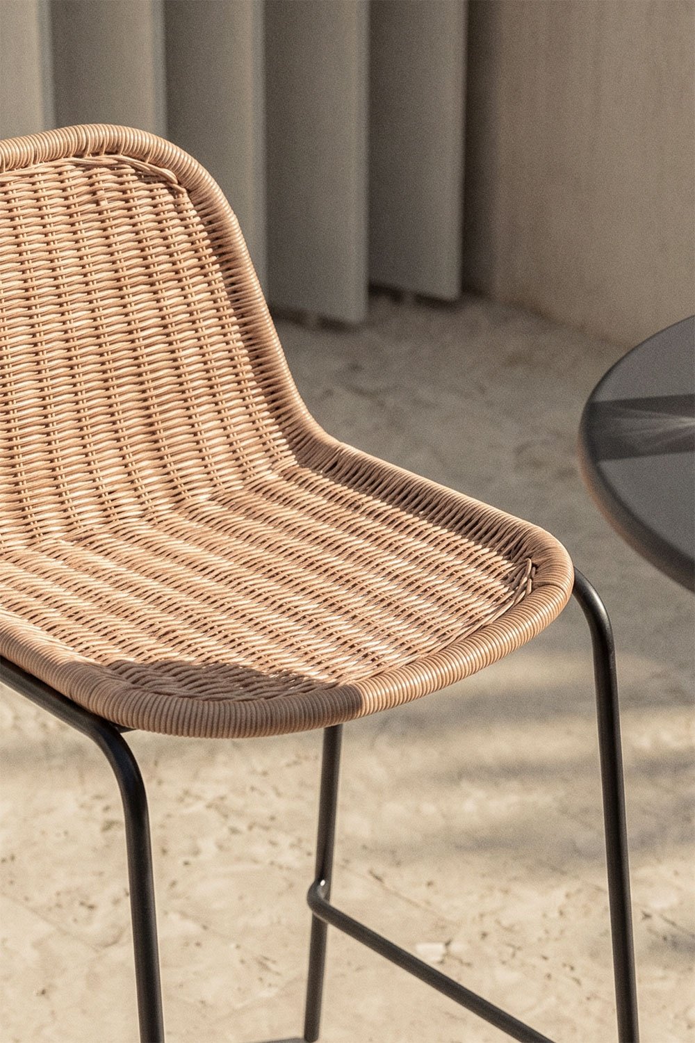 Reiven 65 cm stackable high garden stool in synthetic wicker, gallery image 2