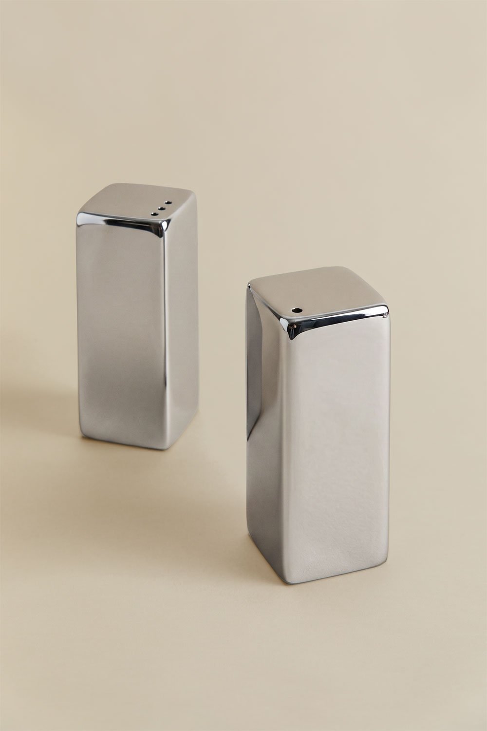 Limatoli stainless steel salt and pepper shaker, gallery image 2