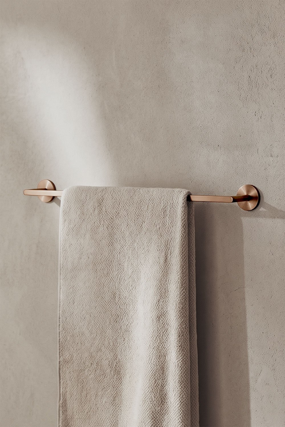 Adhesive wall-mounted towel rail with 60 cm bar for bathroom in rose gold stainless steel Caldrumi, gallery image 1