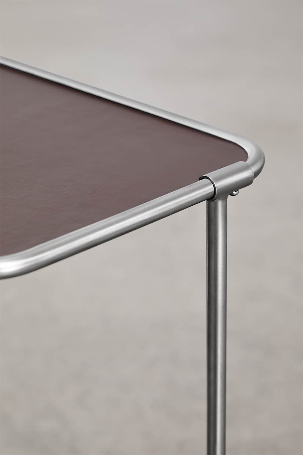 Rectangular nesting side tables in leather and stainless steel Dravena, gallery image 7