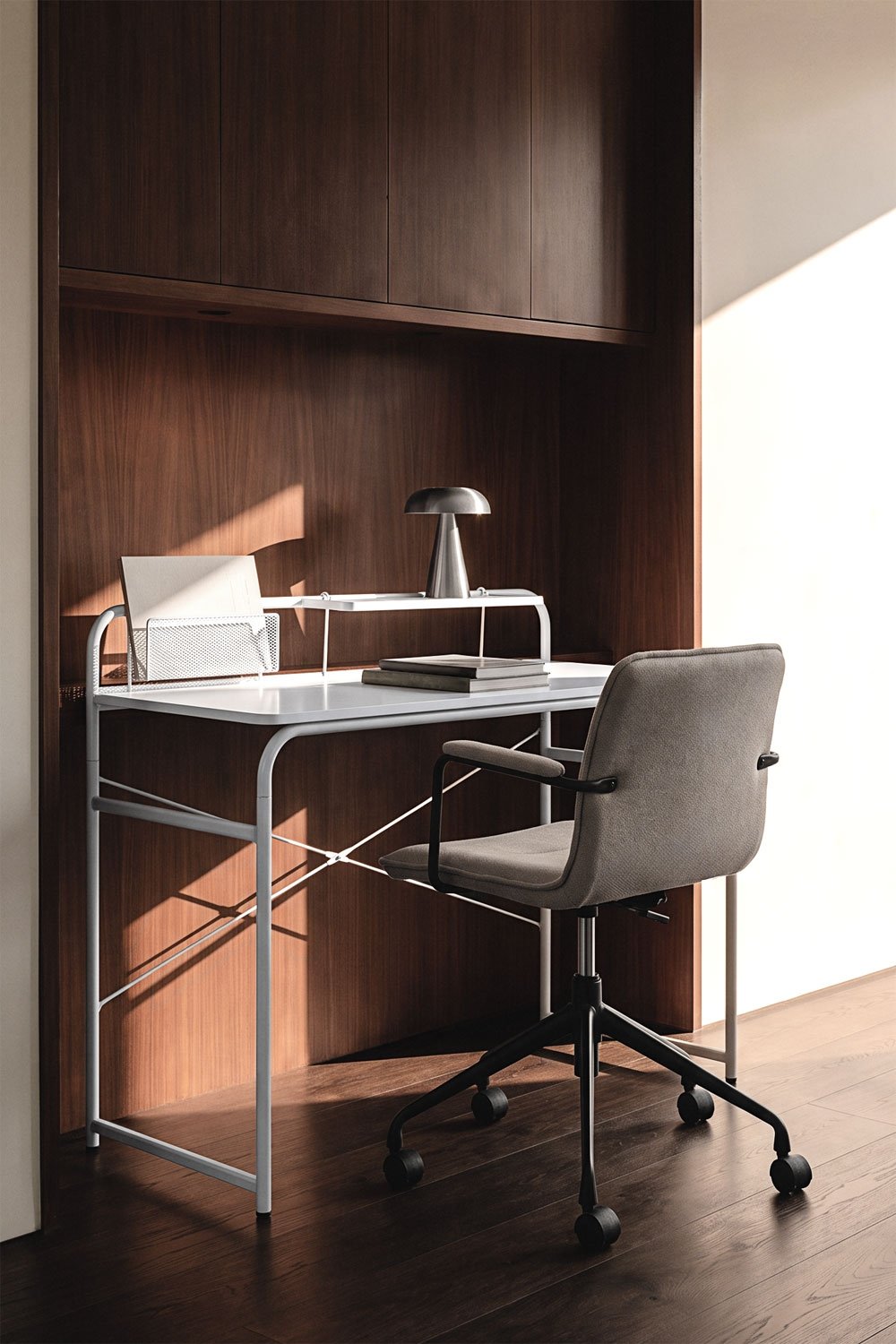 Sibila 100x45 cm desk in steel and wood, gallery image 1