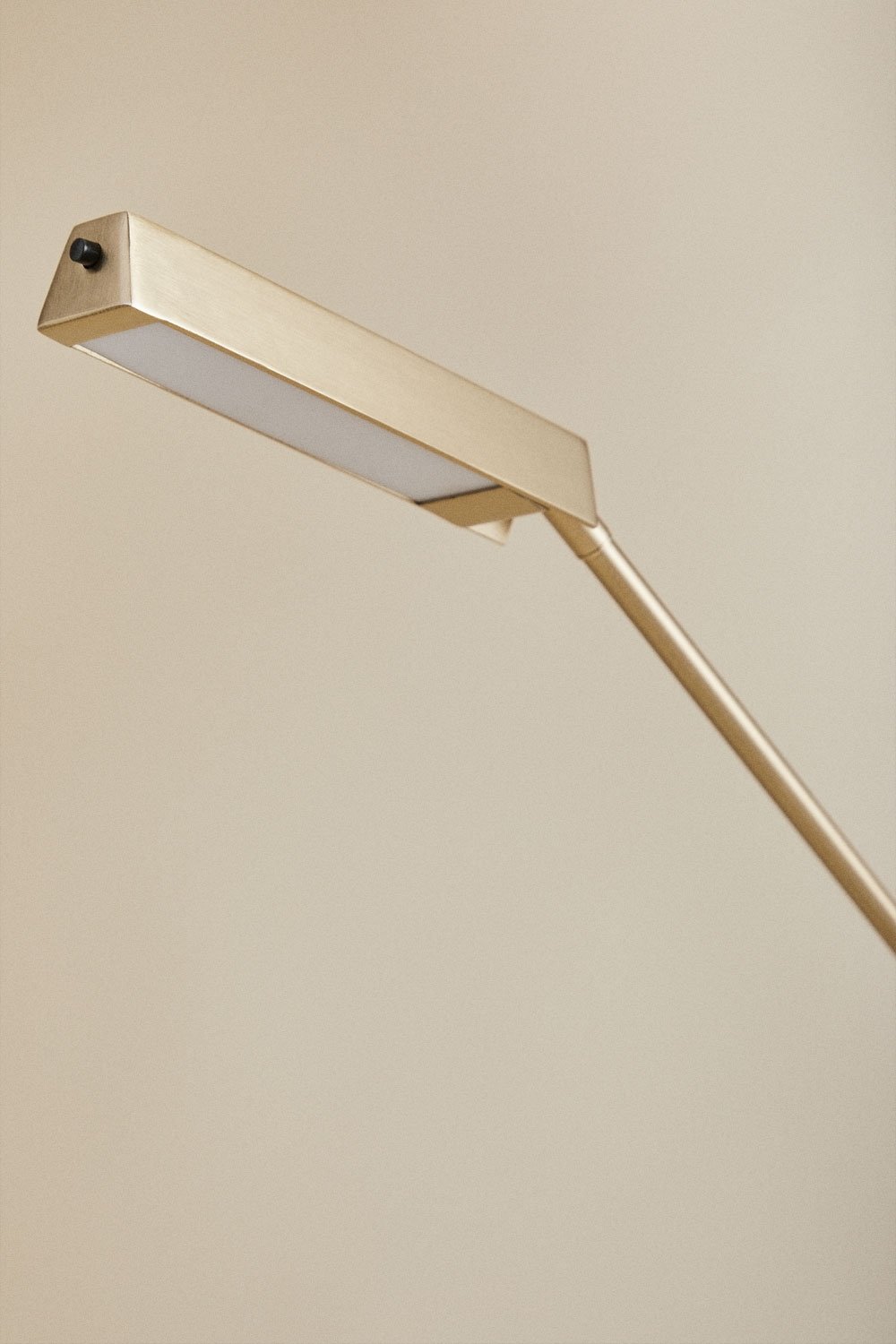 Valtyn metal LED table lamp, gallery image 5