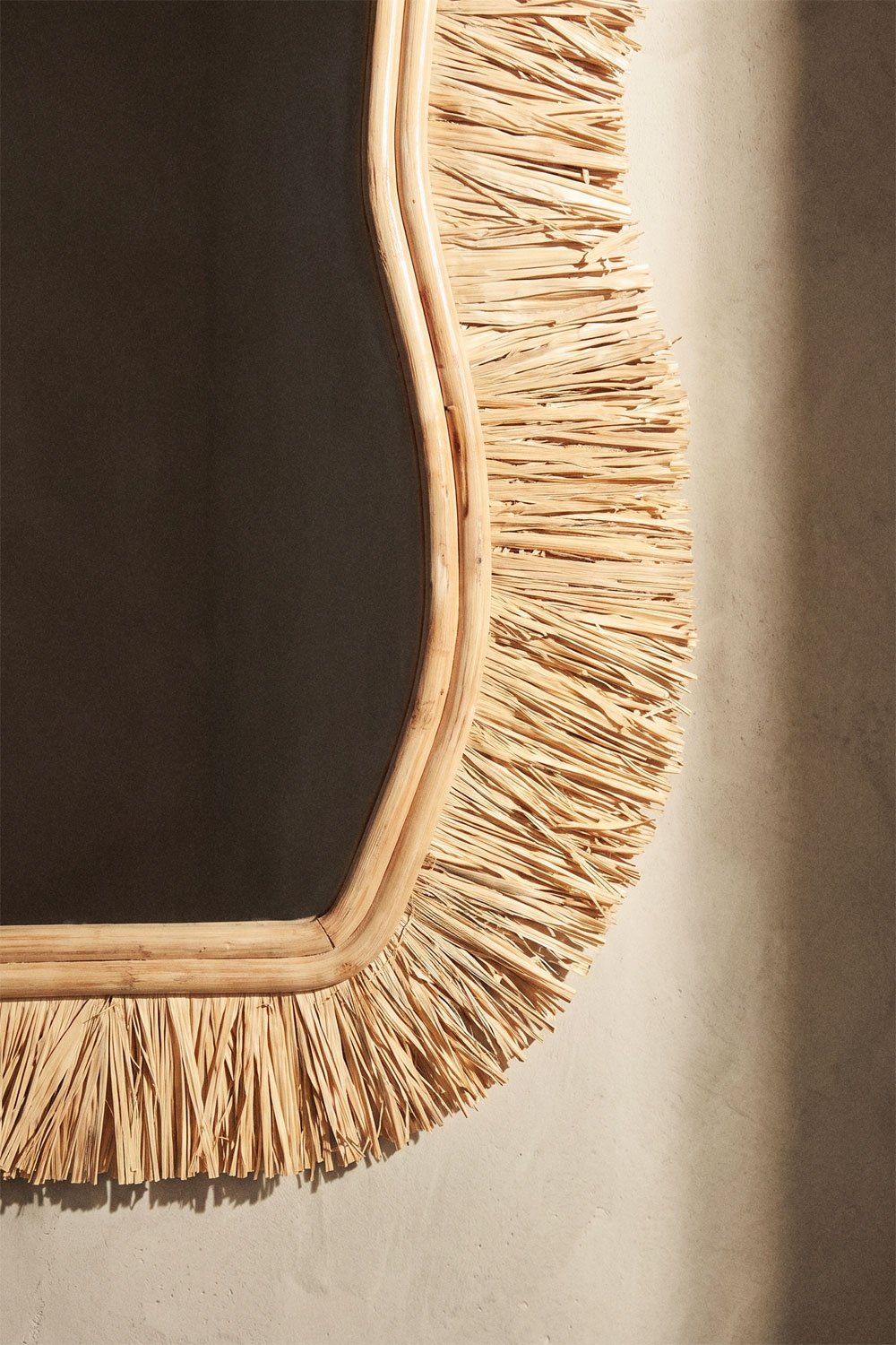 Irregular wall mirror 60x105 cm in oak wood and raffia Melenis, gallery image 2