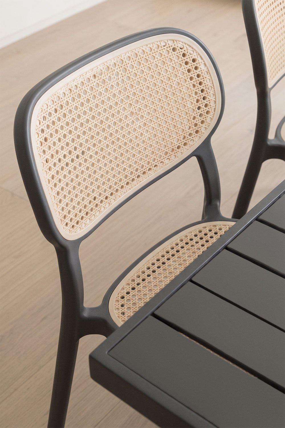 Karena extendable rectangular table set 240-300x100 cm in aluminum and 10 stackable Omara dining chairs in polypropylene, gallery image 2