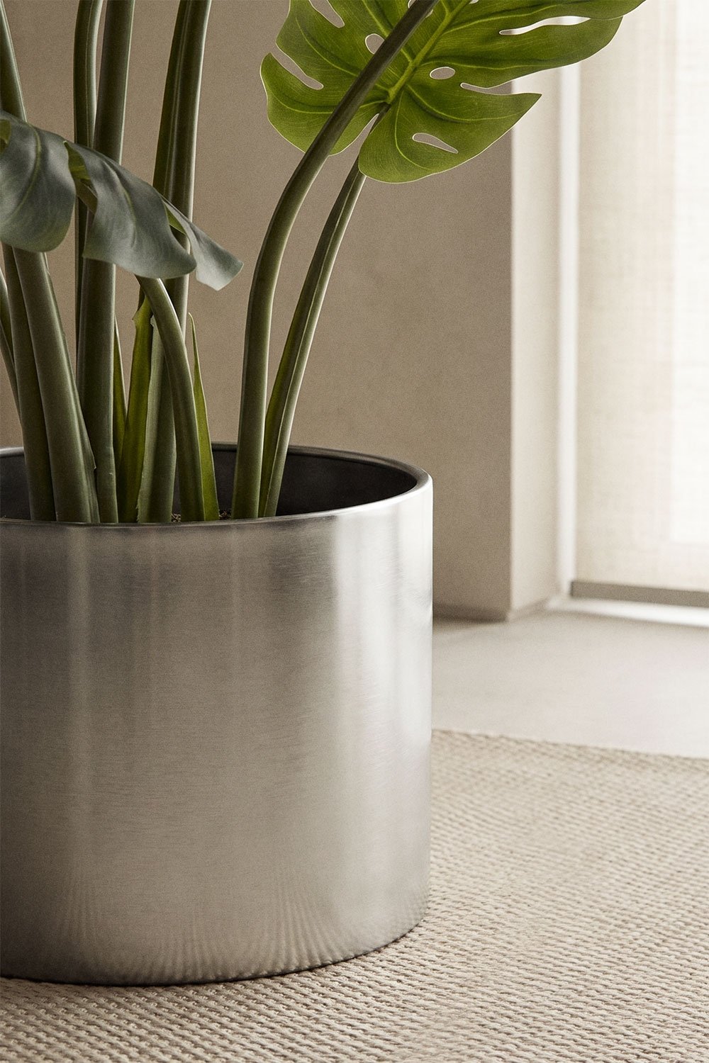 Auraia round stainless steel planter, gallery image 2