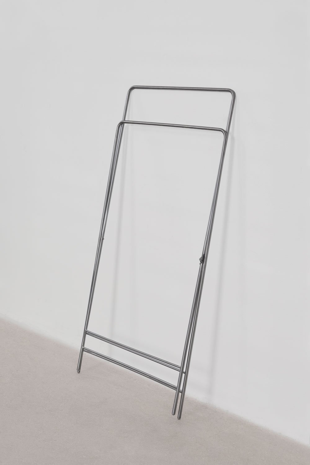 Idunai folding stainless steel freestanding towel rack, gallery image 9