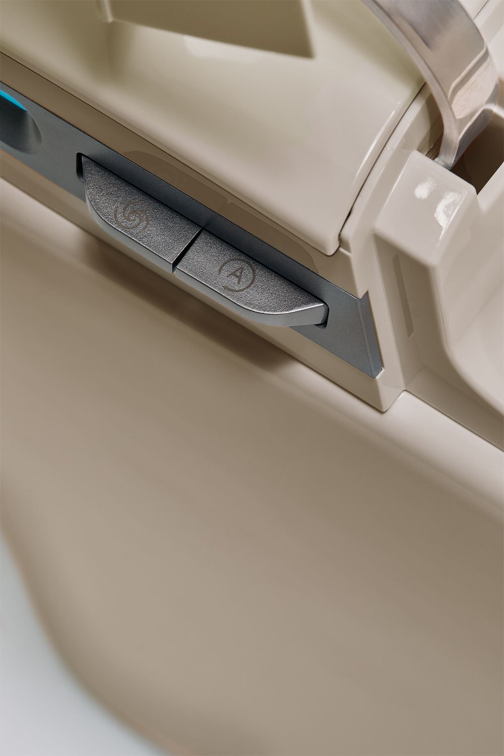 Saloa Premium ceramic smart toilet, gallery image 8