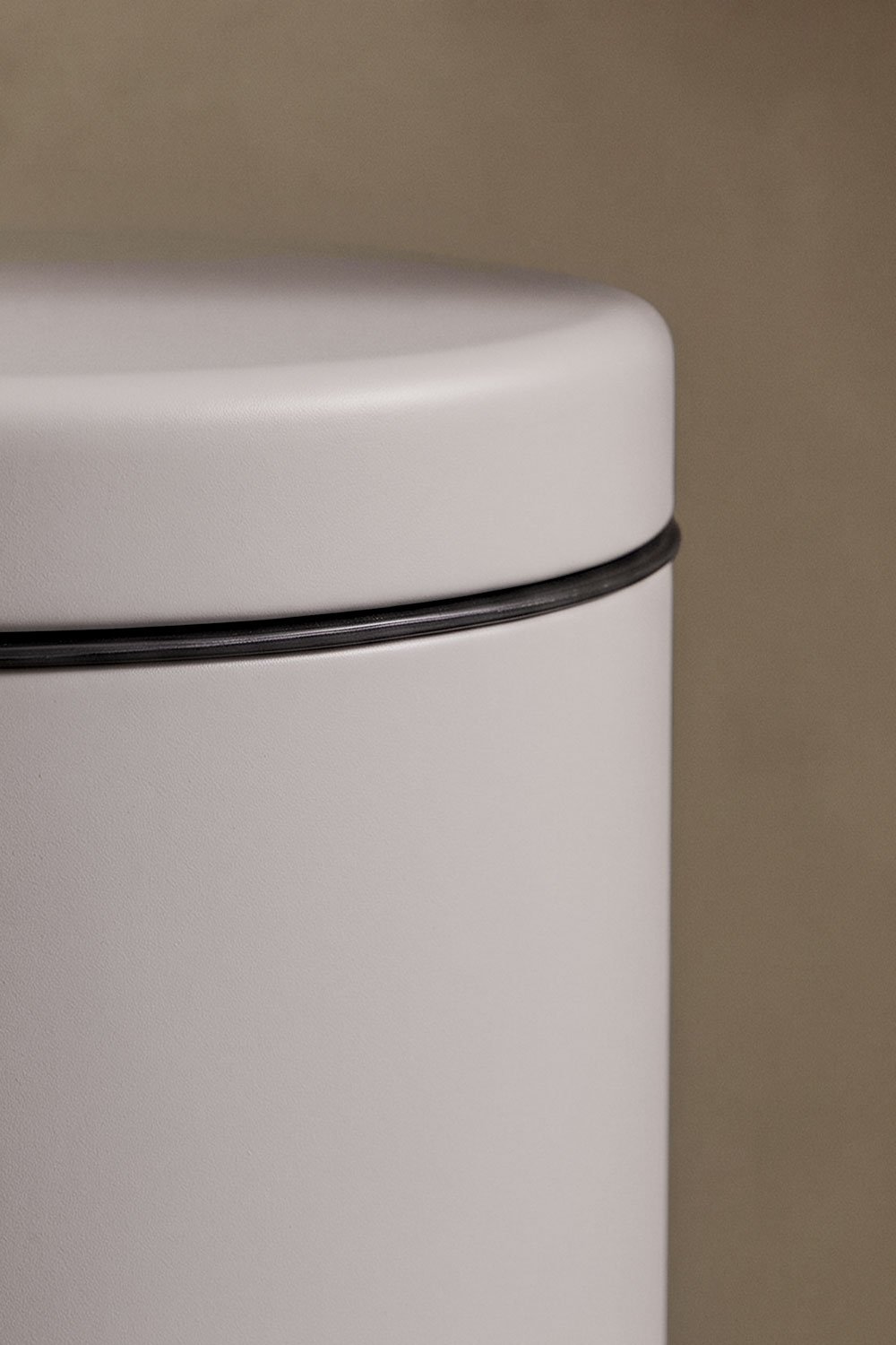 3L Eiden iron pedal bin, gallery image 2