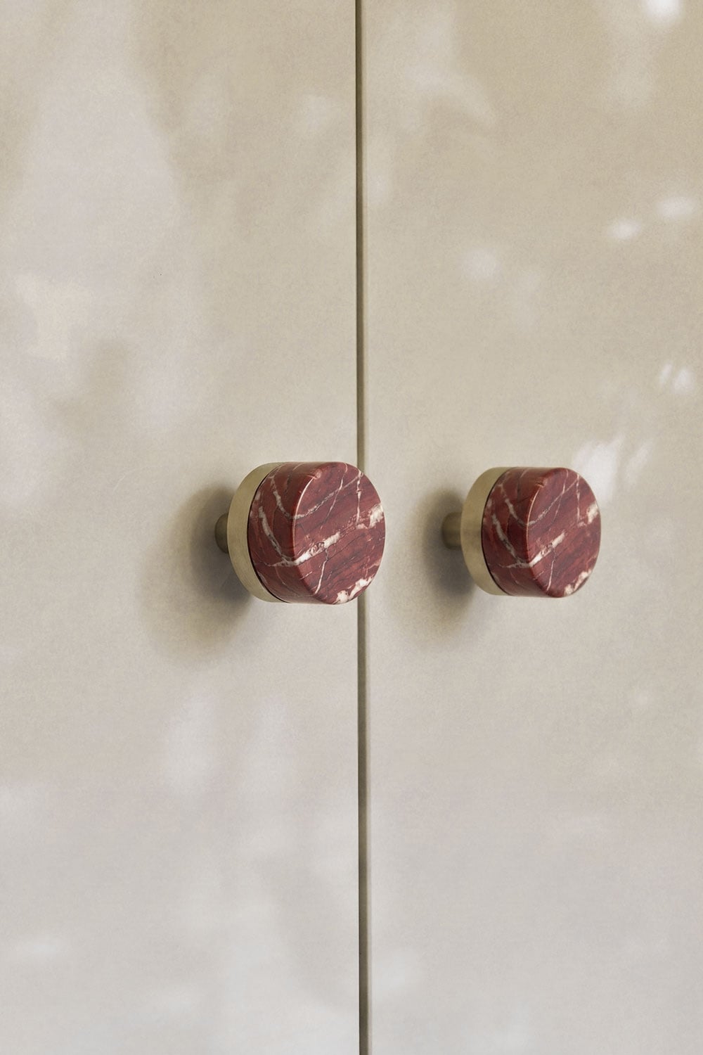 Pack of 2 handles in natural stone and stainless steel Osmery, gallery image 1
