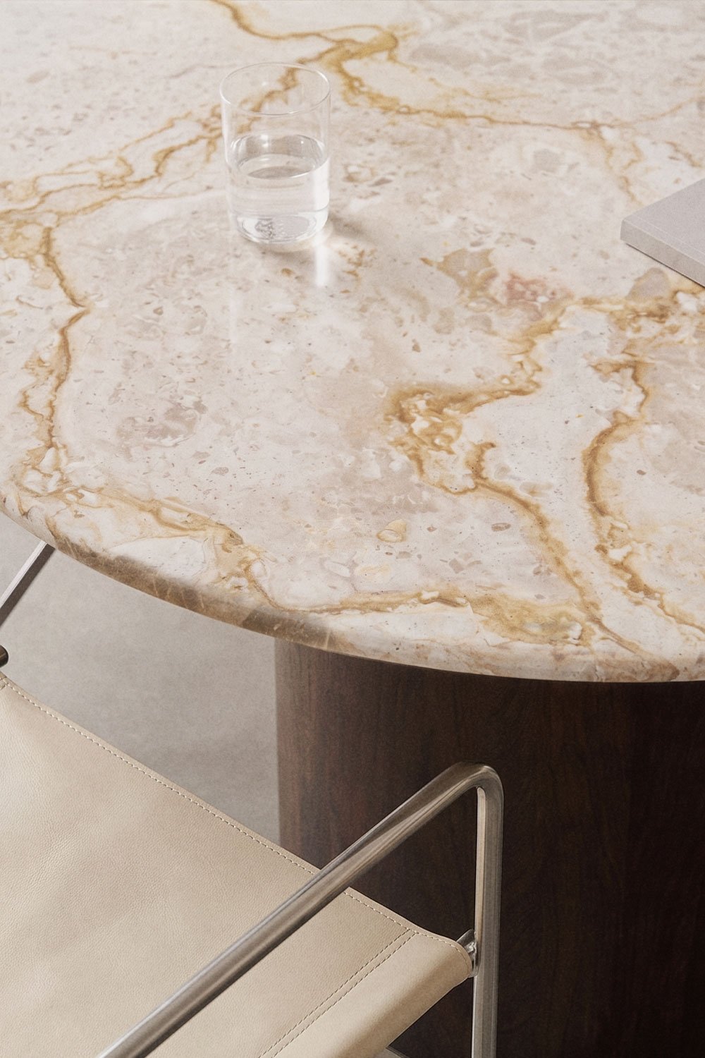 Round dining table Ø120 cm Luceida, gallery image 2