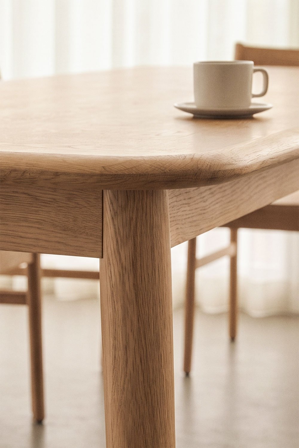 Extendable dining table set 220-320x95 cm Treveris and 8 dining chairs in oak wood Mireita, gallery image 2