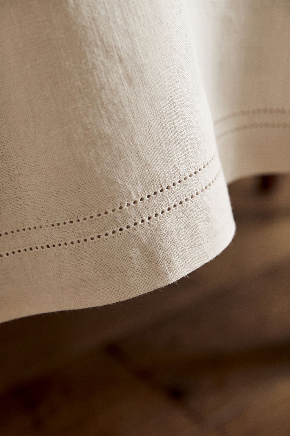 Eirsen Ø150 cm cotton tablecloth, gallery image 2