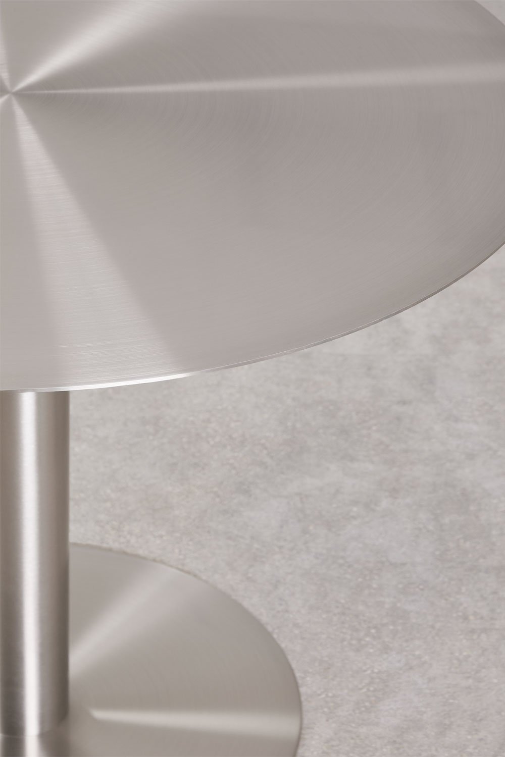 Xiren round stainless steel bar table, gallery image 4