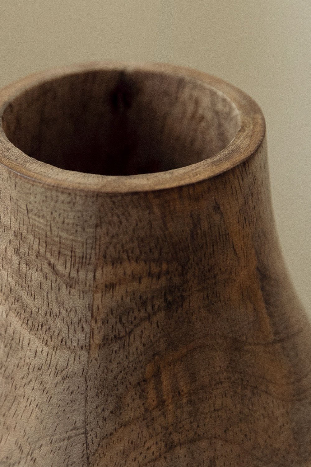 Decorative vase in Biala mango wood, gallery image 2