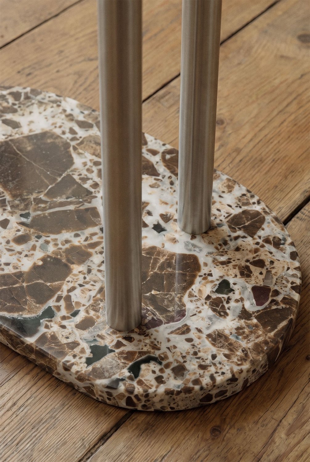Eravni freestanding towel rack in natural stone and stainless steel, gallery image 2