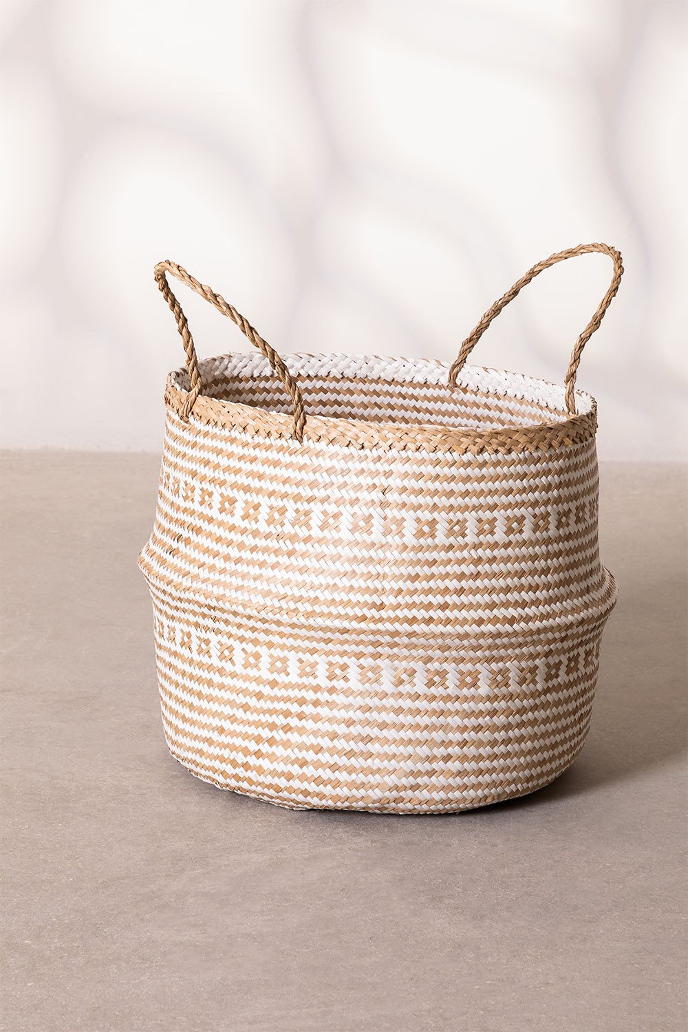 Handcrafted Basket Kahs Osaic, gallery image 1