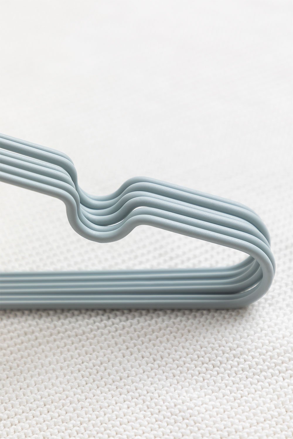 Set of 6 Kids Hangers Anttal , gallery image 4